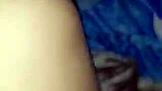 Vecina de culo perfecto se deja follar pequeña vagina joven amigo del padre