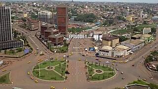 Je Me Fais Lâcher La Chatte Par Ma Collègue En Plein Bureau