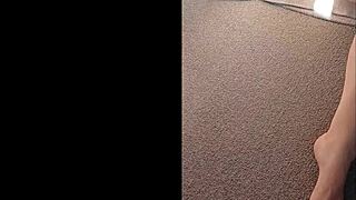 Maturemons Close Up Clit Flashing Huge Pussy Lips