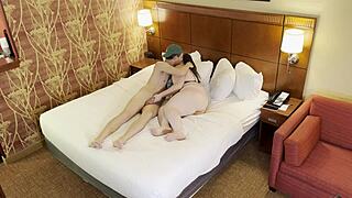 kissing hot bbw with huge ass 😍