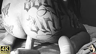 Famous Singer's Passionate Pussy Toy Session