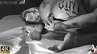 Famous Singer's Passionate Pussy Toy Session