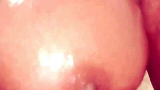 Indian desibhabhi's bathroom passion