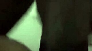 Teen 18 records her lover fucking her pussy while boyfriend is at school