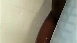 Perfect milf's curvy ass worshiped in steamy shower by partner