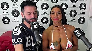 Vane Milf Fit Heats Up Spicy Room Preview