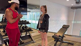 Breezy Bri Trains With Client