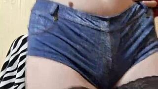 Mistress Elza Kom Dominates with Hot Ass Worship