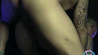 Bleubrutalrose Performs Blowjob On Huge Cock