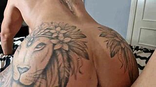 the bitch danaxmuscles sucking and fucking the neighbor trailer