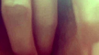 Anita caliente performs in this video