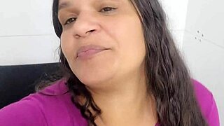 i made a vid for onesio moaning his name and opening my ass