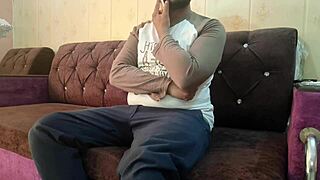 desisaarabhabhi- stepmom ko girlfriend and boyfriend roleplay ki liya manaya stepmom fucked hard in her big ass 😈