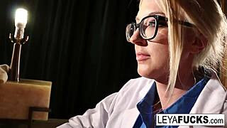 Leya Falcon Feels Intense Lesbian Double Penetration