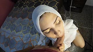Arab Muslim Woman Sucks Like A Pro And Asks For More Until The End In Her Face