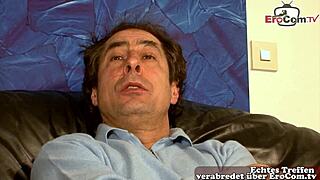 Meet A Stranger For Sex, Hausfrau!