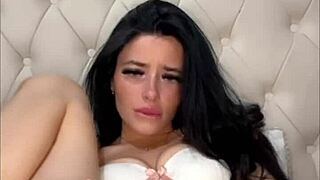 horny american exchange student gives girlfriend experience with blowjob and masturbation on webcam