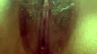 Anita caliente performs in this video