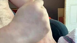 outdoor cumshot frenzy explodes in wild masturbation climax!