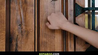 Pampering Our Sitter - Seth Penny Barber Coco Lovelock in Threesome Fun