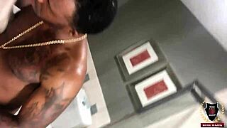 angel aurora gets cum on cute face after rimming 😈