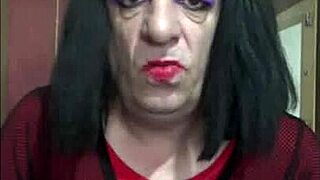 bisexual crossdresser fills himself up shyly at home