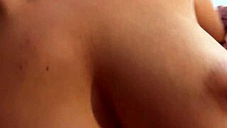 i fucked the stranger right next to me on that crowded plane