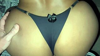 Dando A Um Glory Hole E Chupando Outro No Swing House