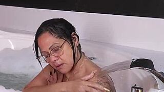 Wow, I gave a golden shower to that bbw latina milf!