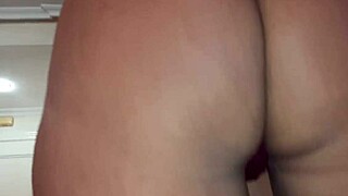 watch me flex oiled muscles big tits squirting clit ready! 💪💦