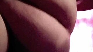 Chubby Eliza Zapata feels so damn hot!