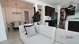 stepmom sarah jessie my biggest groupie, josh rivers fucks her so good i cant resist