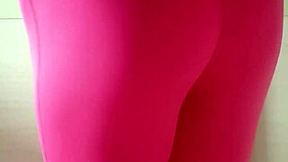 PINK GYMWEAR TIGHT LEGGINGS MAKE MISR4 WORKOUT CUM DRIPPING HOT!