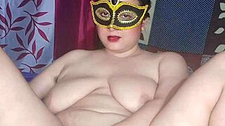 Alisha Bhabhi Fingers Juicy Hairy Pussy With Toys