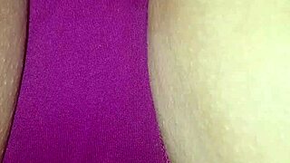 spread those wet lips wide open now