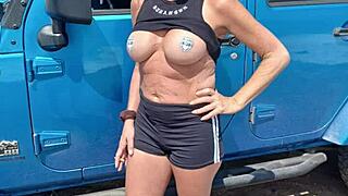 Milf strips fully nude in public outdoors. So bold and hot! 😱🔥