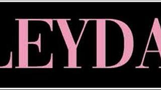 omg busty blonde hayley davies rides bbc while gf watches her big ass bounce 🍑👀