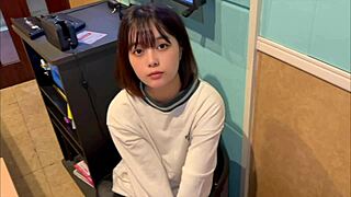 Japanese girl cheats on boyfriend with raw friend fuck at karaoke