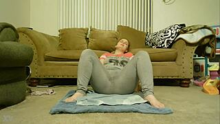 Anastasia Squirts Her Clit in Leggings for Daddy