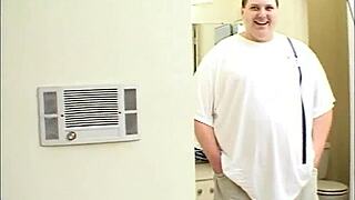 i'm barefoot pregnant craving double penetration and creampie fillup