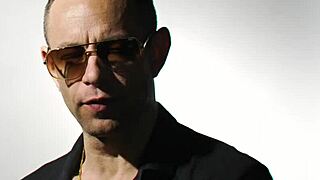 melissa stratton vertigo with brad newman has me shakin' my big tits on that monster cock uh wait petite? damn