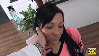 dude this muscled guy fucks cute jobless debtor girl for cash 😈💰