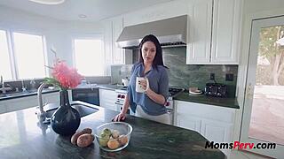 Loving busty stepmom Brooke Beretta's kitchen fucks.