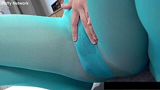 Innocent elis pisses wet while toying her puffy pussy close up