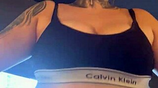 Gym watcher makes her pussy drip down legs in public stare