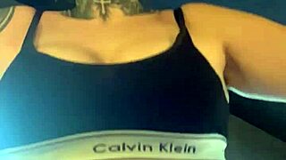 Gym watcher makes her pussy drip down legs in public stare