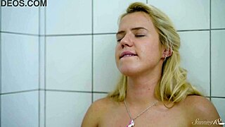 Handheld shower triggers blonde teen valentine's multiple orgasms