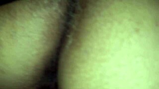 หีแฉะสุดๆ เมื่อควยแหย่รูแตดแรงๆ