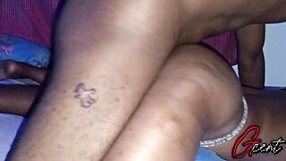 Homemade nigeria amateur bbc fucks juicy mature pussy with slow romantic music!