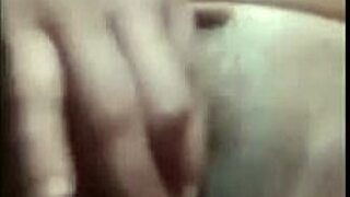 Famous Instagram Influencer Fingers Pussy on Cam with Boyfriend